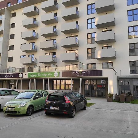 شقة Apartament Parkowy رشيشوف المظهر الخارجي الصورة
