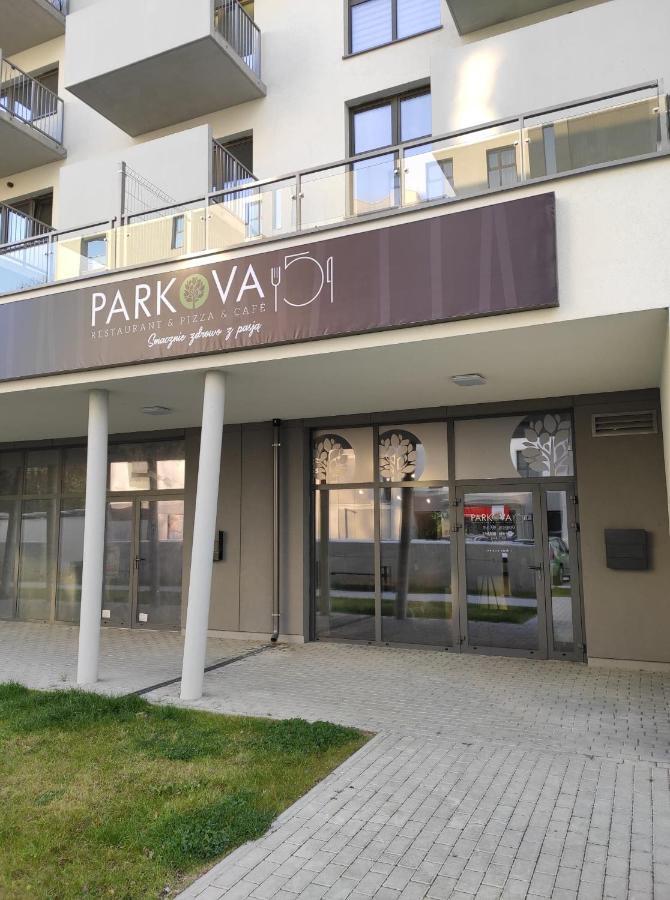 شقة Apartament Parkowy رشيشوف المظهر الخارجي الصورة